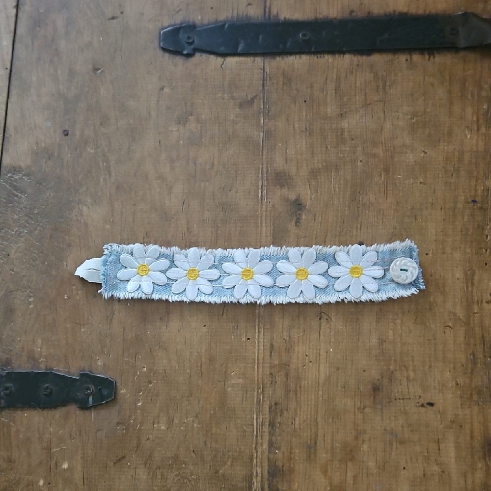 funk.u.self Collection Floral Denim Bracelet With Daisies BY ME RRR